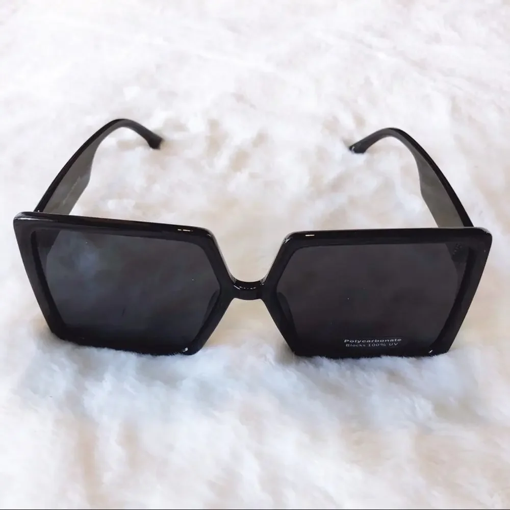 Molly Black Oversized Rectangle Sunglasses